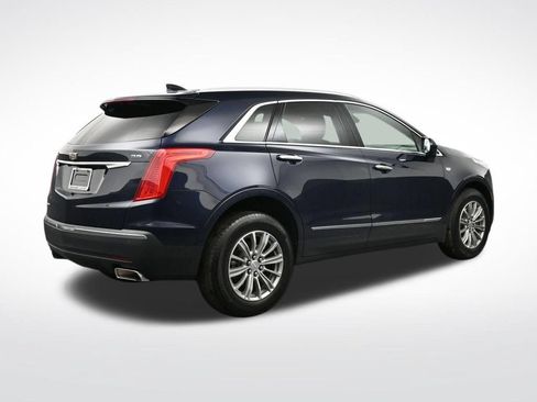 Used 2017 Cadillac XT5 Luxury w/ Driver Awareness Package AWD/4WD image 5