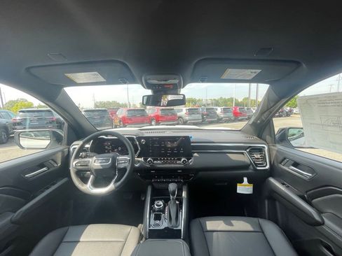 New 2026 GMC Canyon Elevation w/ Convenience Package image 27