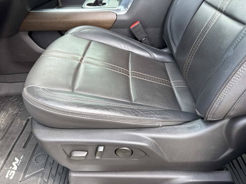 Used 2024 Chevrolet Silverado 2500 High Country w/ Midnight Edition AWD/4WD image 19