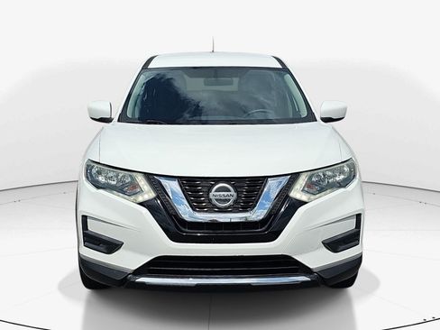 Used 2018 Nissan Rogue S FWD image 9