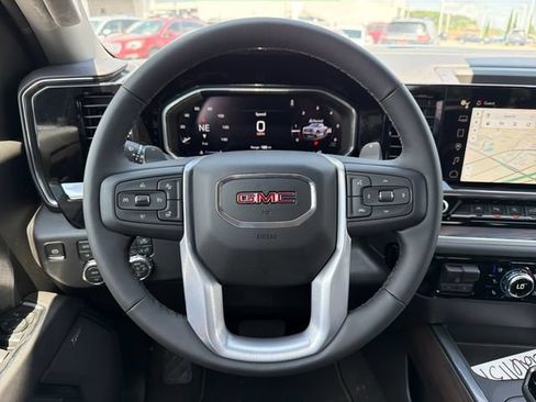 New 2026 GMC Sierra 1500 SLT w/ SLT Premium Plus Package AWD/4WD image 10