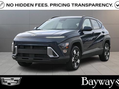 Used 2025 Hyundai Kona SEL AWD/4WD image 1