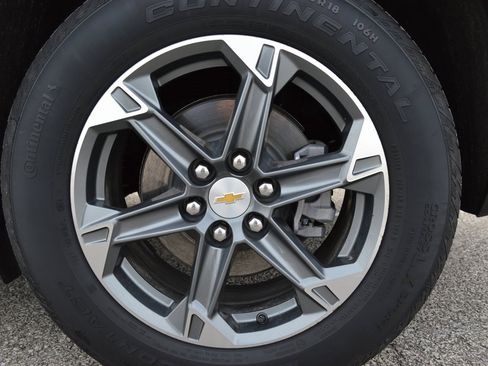 Used 2025 Chevrolet Blazer LT w/ Driver Confidence Package image 15