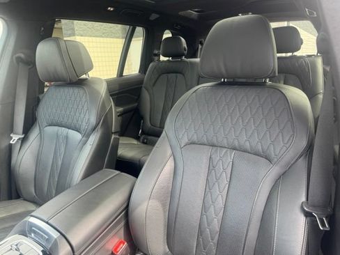 Certified 2025 BMW ALPINA XB7 AWD/4WD image 18