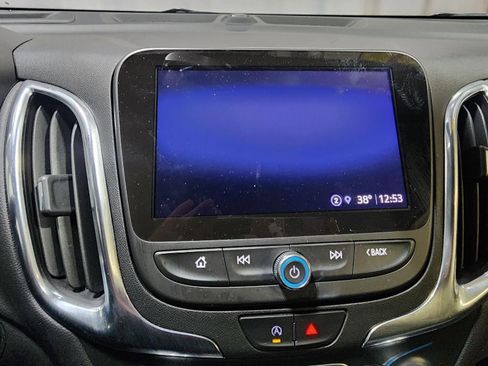 Used 2022 Chevrolet Equinox LT image 25