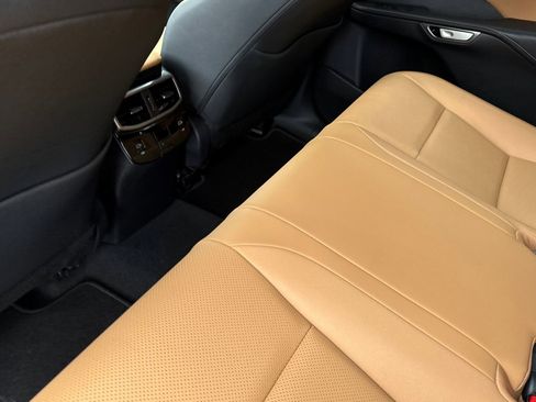 Certified 2025 Lexus RX 350 FWD w/ Technology Package image 25