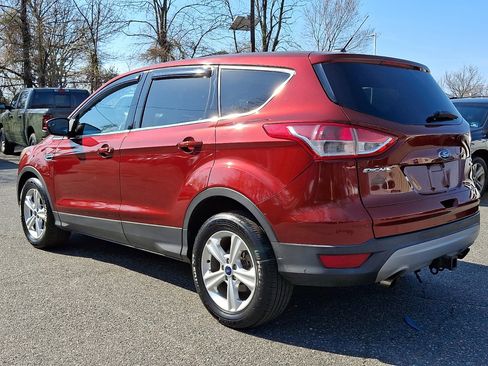 Used 2014 Ford Escape SE image 3