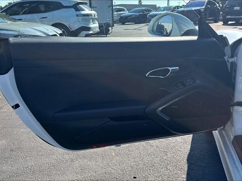 Used 2013 Porsche Boxster RWD image 20