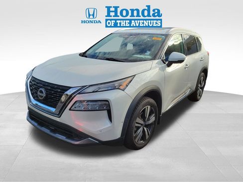 Used 2023 Nissan Rogue SL w/ SL Premium Package AWD/4WD image 3
