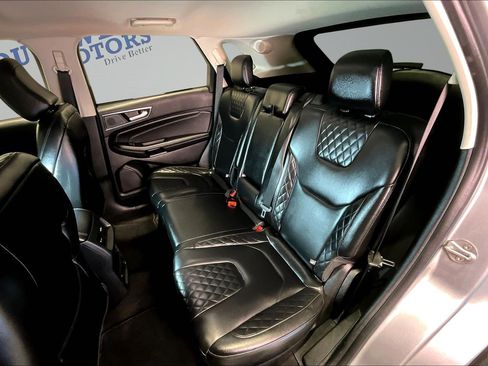 Used 2024 Ford Edge Titanium AWD/4WD image 22