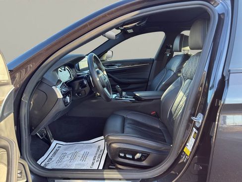 Used 2018 BMW 540i xDrive xDrive image 9