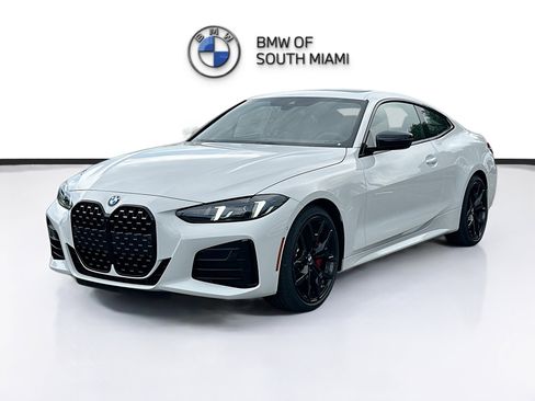New 2026 BMW 430i Coupe w/ M Sport Package RWD image 3
