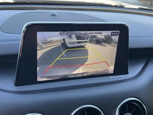 Used 2018 Kia Stinger GT1 image 16