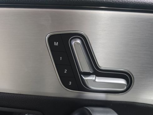 Used 2019 Mercedes-Benz A 220 image 28