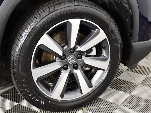 Used 2025 Honda Pilot Touring image 54
