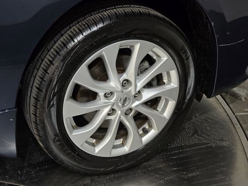 Used 2017 Nissan Sentra SV w/ Style Package image 17