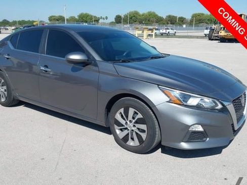 Used 2021 Nissan Altima 2.5 S image 1