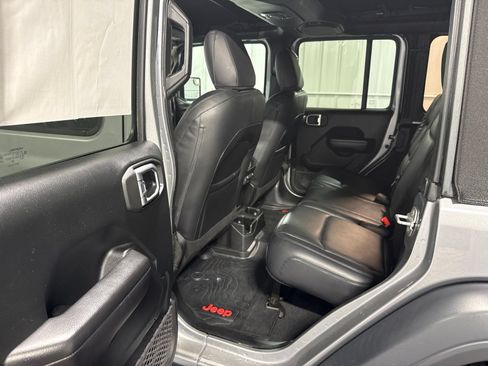 Used 2020 Jeep Wrangler Unlimited Sport S AWD/4WD image 17