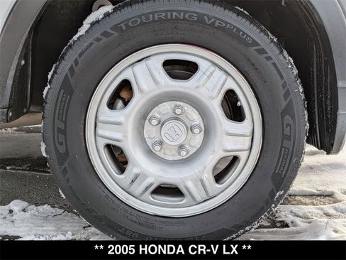 Used 2005 Honda CR-V LX image 10