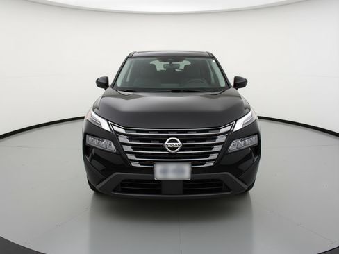 Used 2025 Nissan Rogue SV FWD image 2