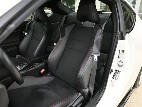 Used 2014 Subaru BRZ Limited image 21