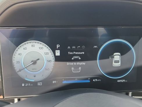 Used 2024 Hyundai Elantra Limited FWD image 22