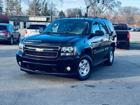 Used 2011 Chevrolet Tahoe LT w/ Luxury Package image 3