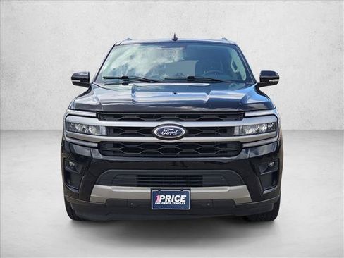 Certified 2023 Ford Expedition XLT RWD image 2