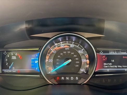 Used 2017 Ford Explorer XLT w/ Equipment Group 202A AWD/4WD image 6