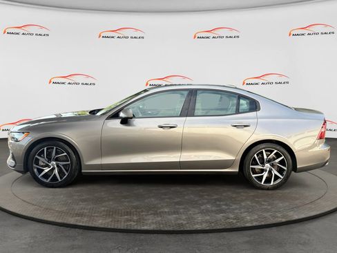 Used 2019 Volvo S60 T6 Momentum AWD/4WD image 7