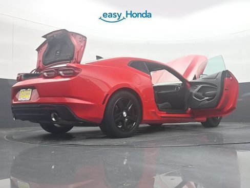 Used 2022 Chevrolet Camaro LT RWD image 32