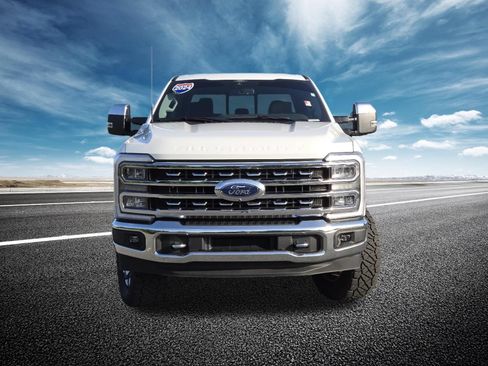 Used 2024 Ford F250 Lariat w/ Chrome Package AWD/4WD image 18