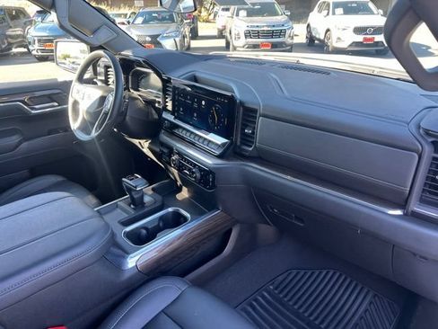 Used 2023 Chevrolet Silverado 1500 RST w/ Convenience Package II AWD/4WD image 29