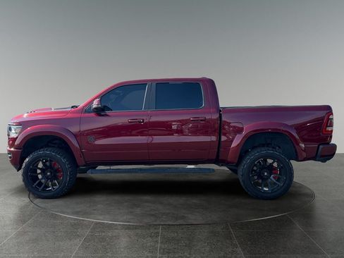 Used 2024 RAM 1500 Laramie AWD/4WD image 5