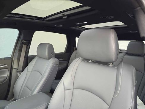 Used 2023 Buick Enclave Premium w/ Experience Buick Package image 30