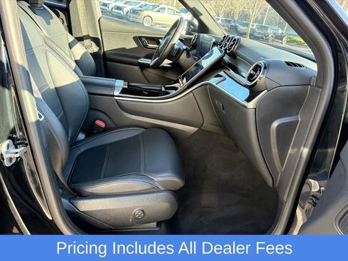 Used 2024 Mercedes-Benz GLC 300 4MATIC image 15