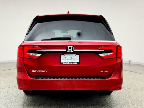 Used 2023 Honda Odyssey Elite image 6