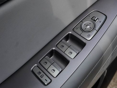 Used 2024 Hyundai Palisade SEL w/ Premium Package image 16