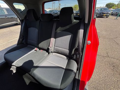 Used 2025 Kia Soul LX w/ LX Technology Package FWD image 35
