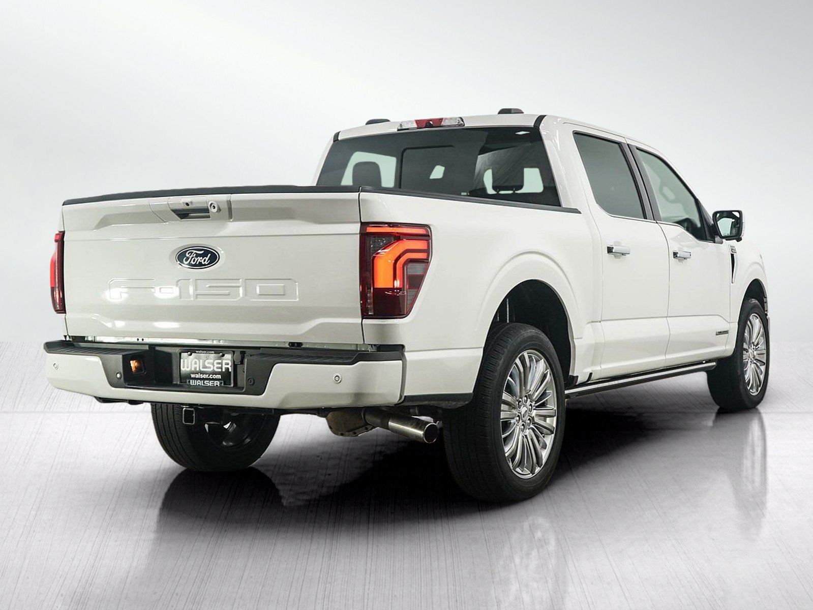 Used 2024 Ford F150 Platinum w/ Equipment Group 703A Plus AWD/4WD image 5