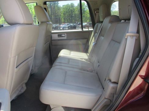 Used 2013 Ford Expedition Limited image 13