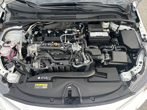 Used 2025 Toyota Corolla LE image 29