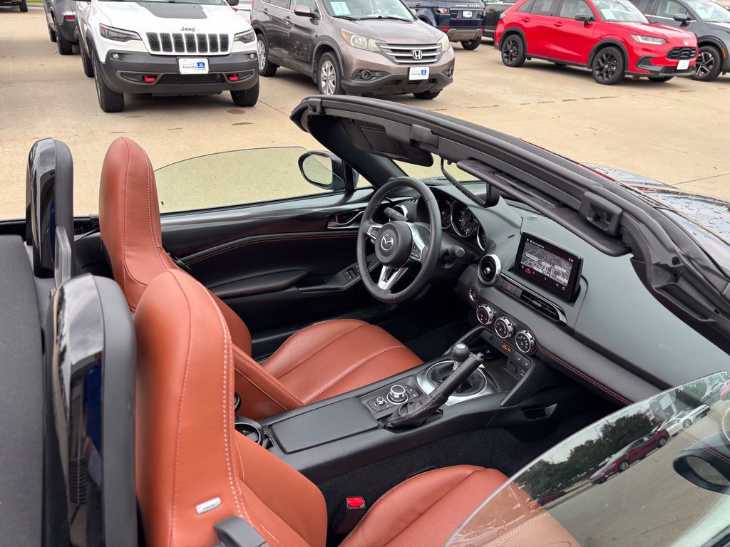 Used 2023 MAZDA MX-5 Miata Grand Touring RWD image 21