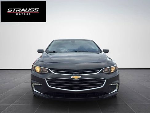 Used 2018 Chevrolet Malibu LT image 3