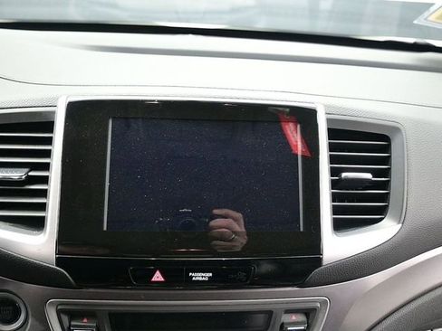 Used 2019 Honda Ridgeline RTL-T image 11