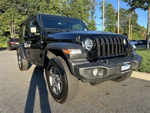 Certified 2022 Jeep Wrangler Unlimited Sport image 2