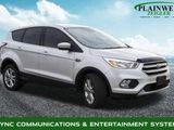 Used 2017 Ford Escape SE image 4