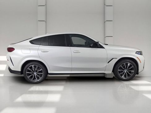 Used 2026 BMW X6 M60i AWD/4WD image 4