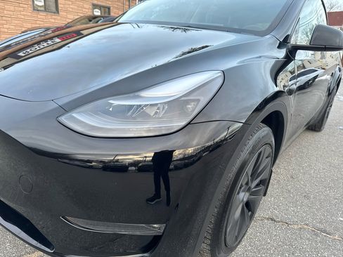 Used 2024 Tesla Model Y Long Range image 15