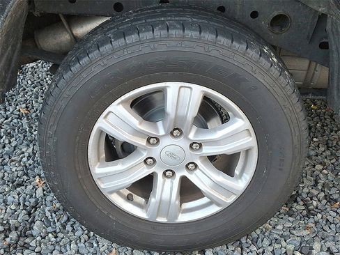 Certified 2019 Ford Ranger XLT w/ Equipment Group 301A Mid image 8